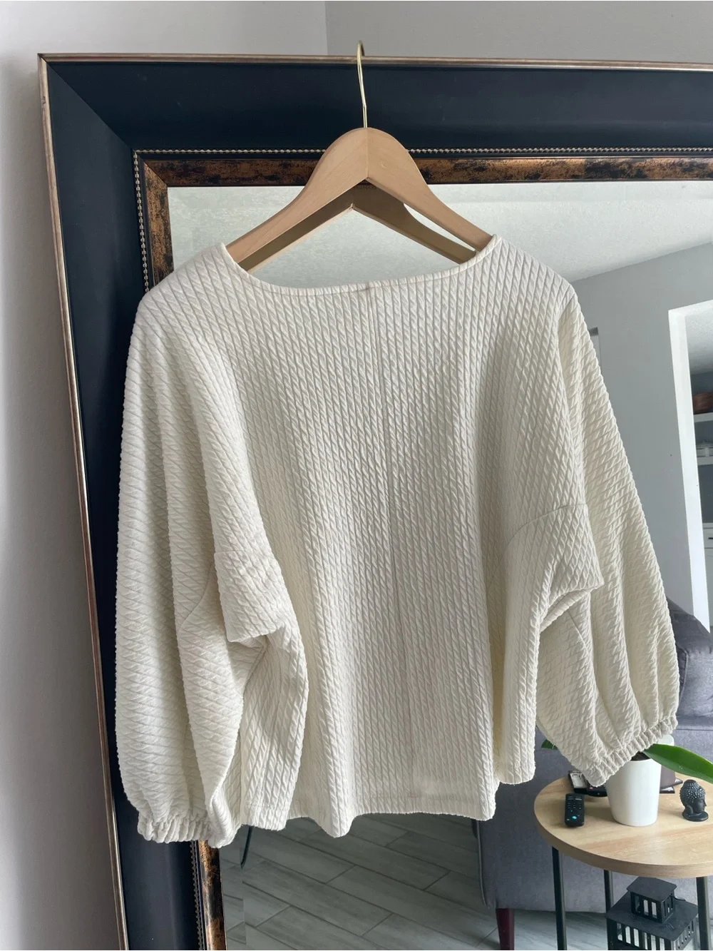 Anthropologie Arya Ivory Textured Balloon Puff Sleeves Top